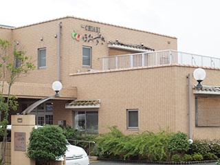 ほおずき姫路香寺ではグループホーム・デイサービスを運営しています。